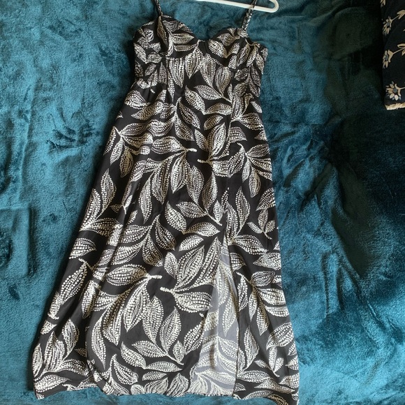 Summer dress - Picture 4 of 4